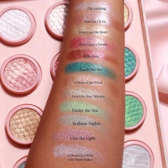 COLOURPOP Disney Princess Heart of Gold Super Shock Shadow Vault 12 Piece Set - Picture 4 of 8